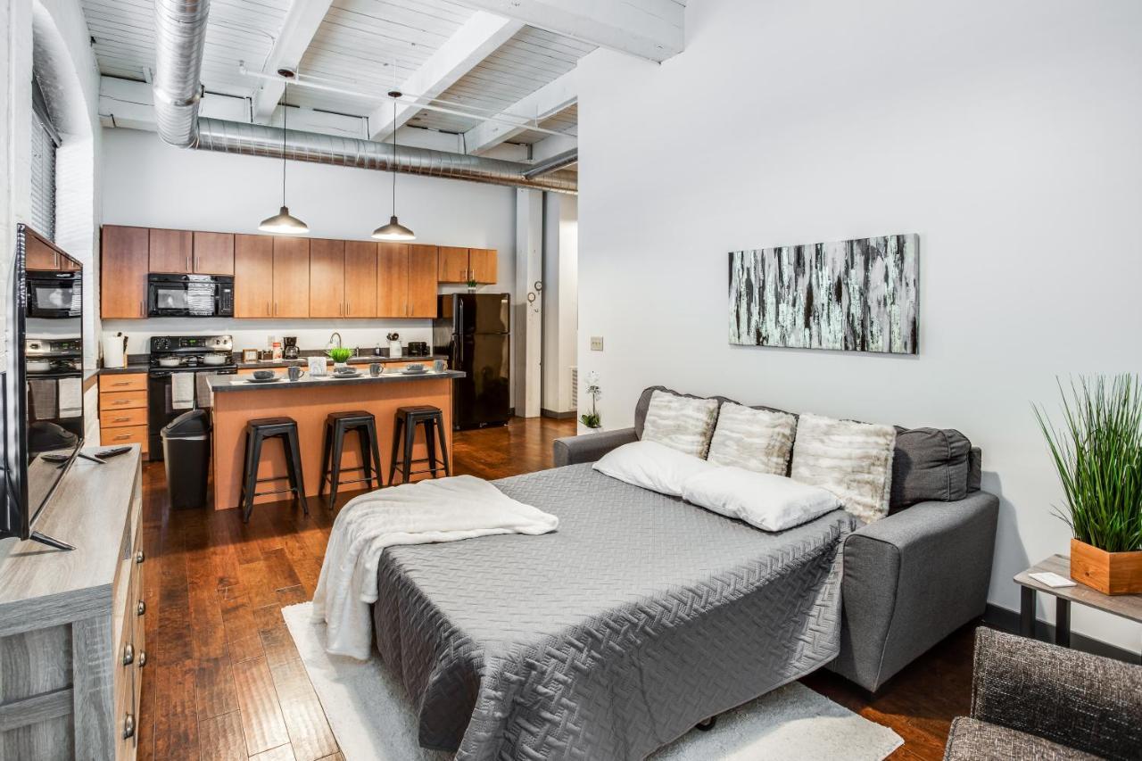 Ny Style Centric Loft With King Bed By Park Ave Apartment Rochester Exterior foto