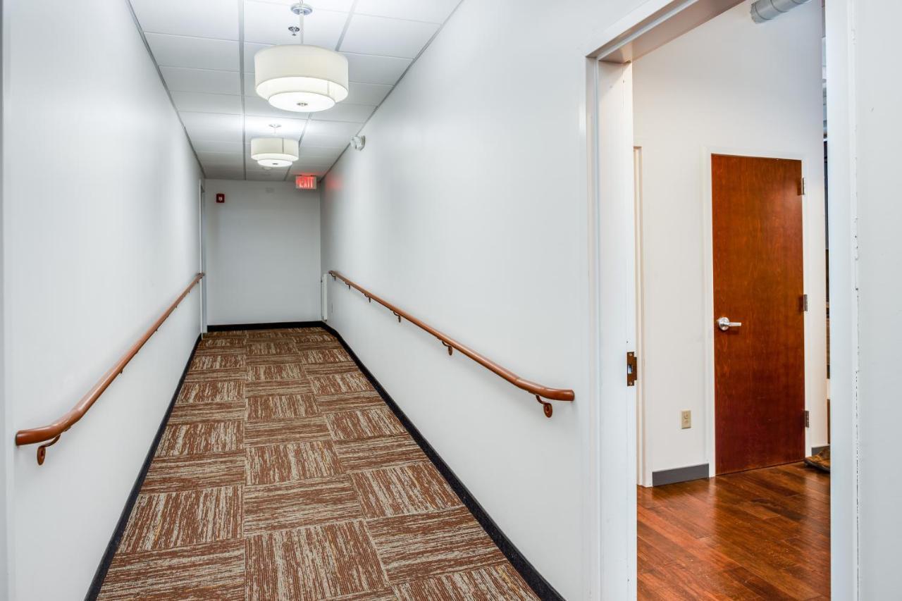 Ny Style Centric Loft With King Bed By Park Ave Apartment Rochester Exterior foto